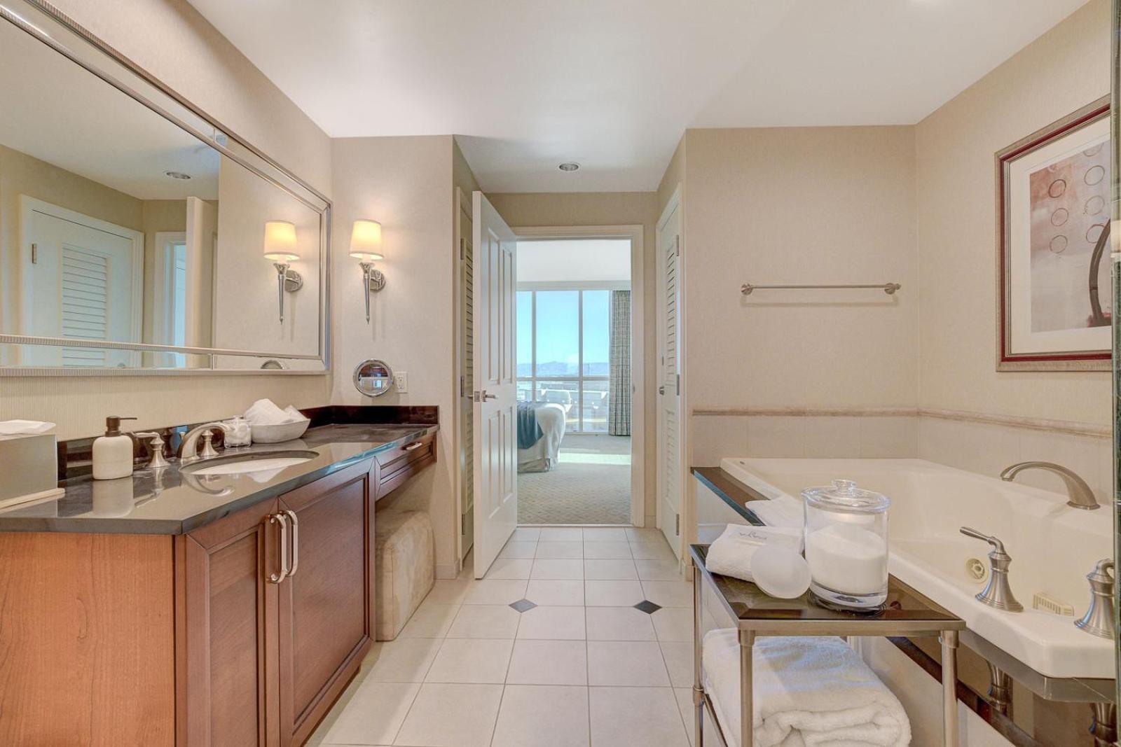 Luxe 702 Mgm Signature With Balcony Las Vegas Exteriör bild